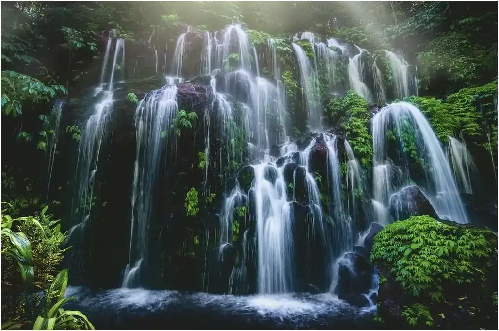 Wasserfall auf Bali