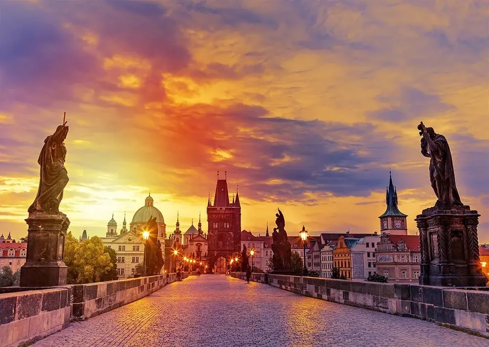 Karlsbrücke bei Sonnenuntergang