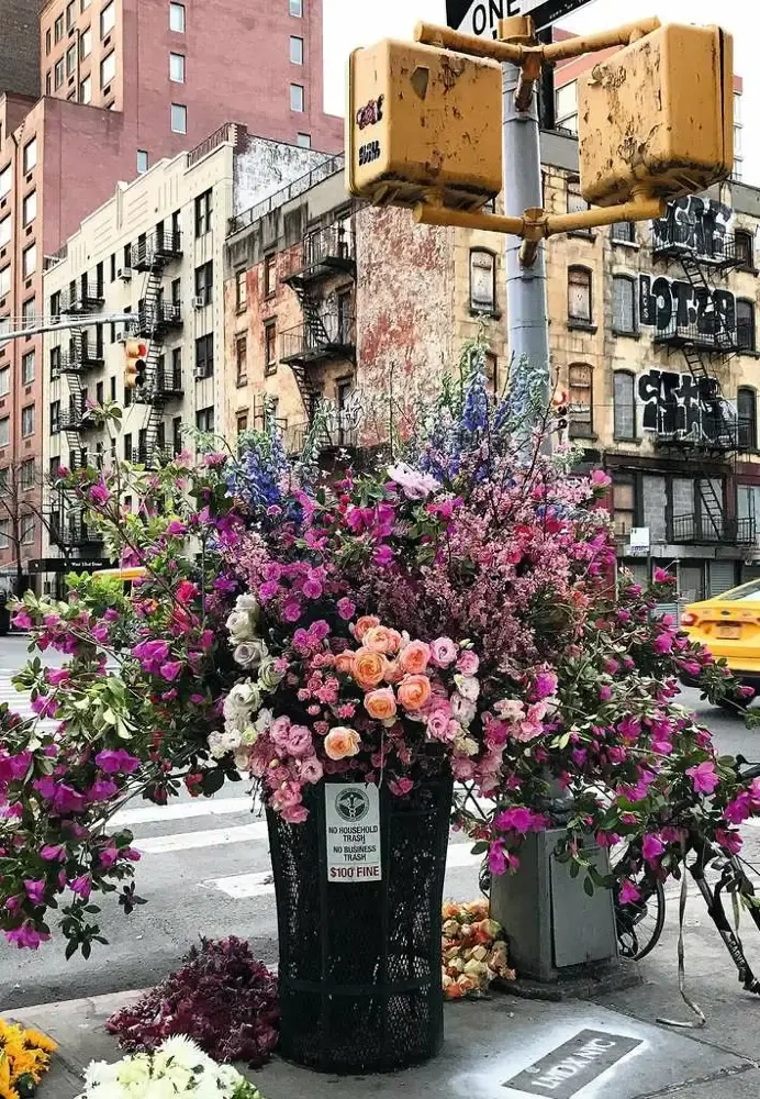 Flowers in New York - Puzzle Moment