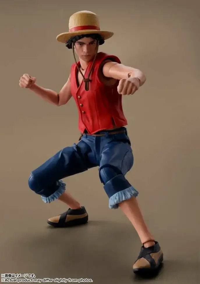 One Piece Netflix - Monkey D.Luffy S.H.F. 15 cm