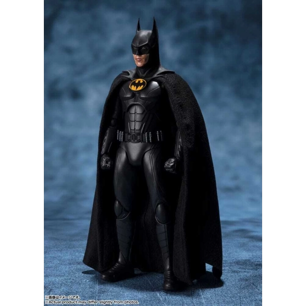 The Flash S.H. Figuarts Actionfigur Batman - 15cm