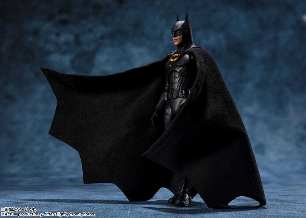 The Flash S.H. Figuarts Actionfigur Batman - 15cm