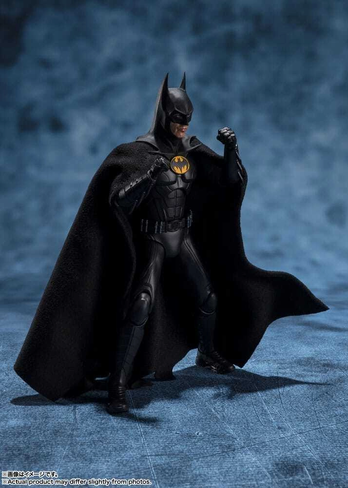 The Flash S.H. Figuarts Actionfigur Batman - 15cm