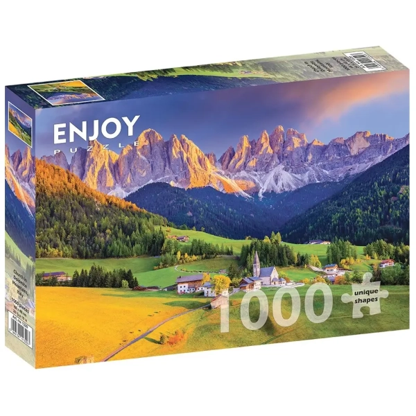 Entlegenes Dorf in den Dolomiten