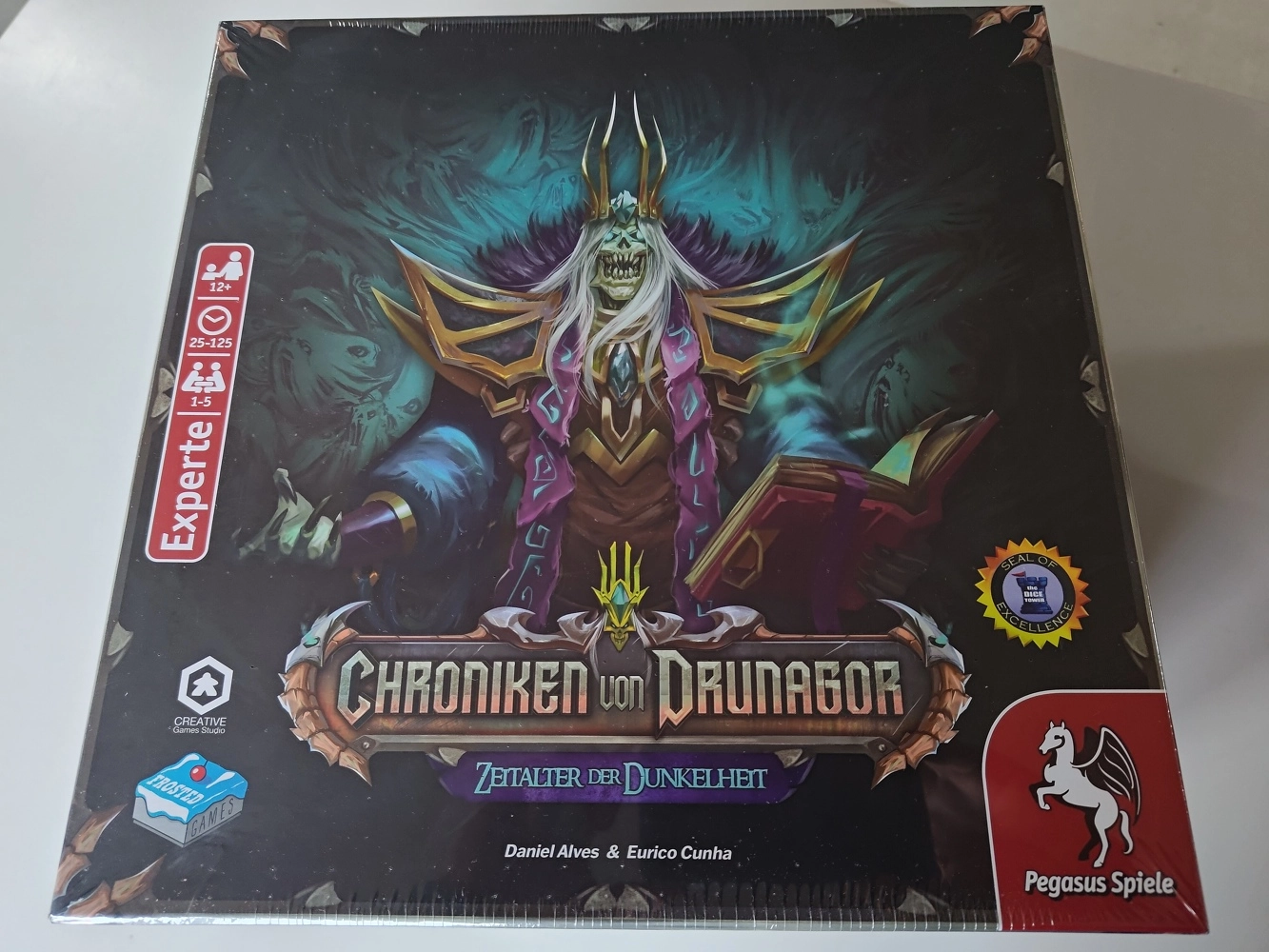 Chroniken von Drunagor - Zeitalter der Dunkelheit - Grundspiel (Leicht defekte Verpackung)