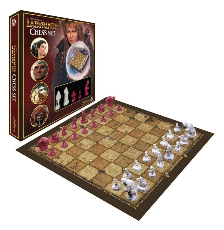 Jim Henson's Labyrinth: Chess Set - EN