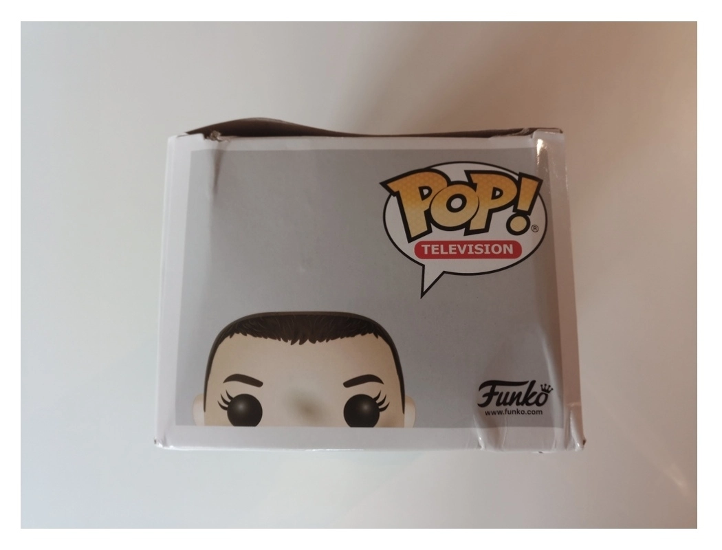 Funko POP! Television - Stranger Things Eleven with Eggos Vinyl Figure 10cm (Defekte Verpackung)