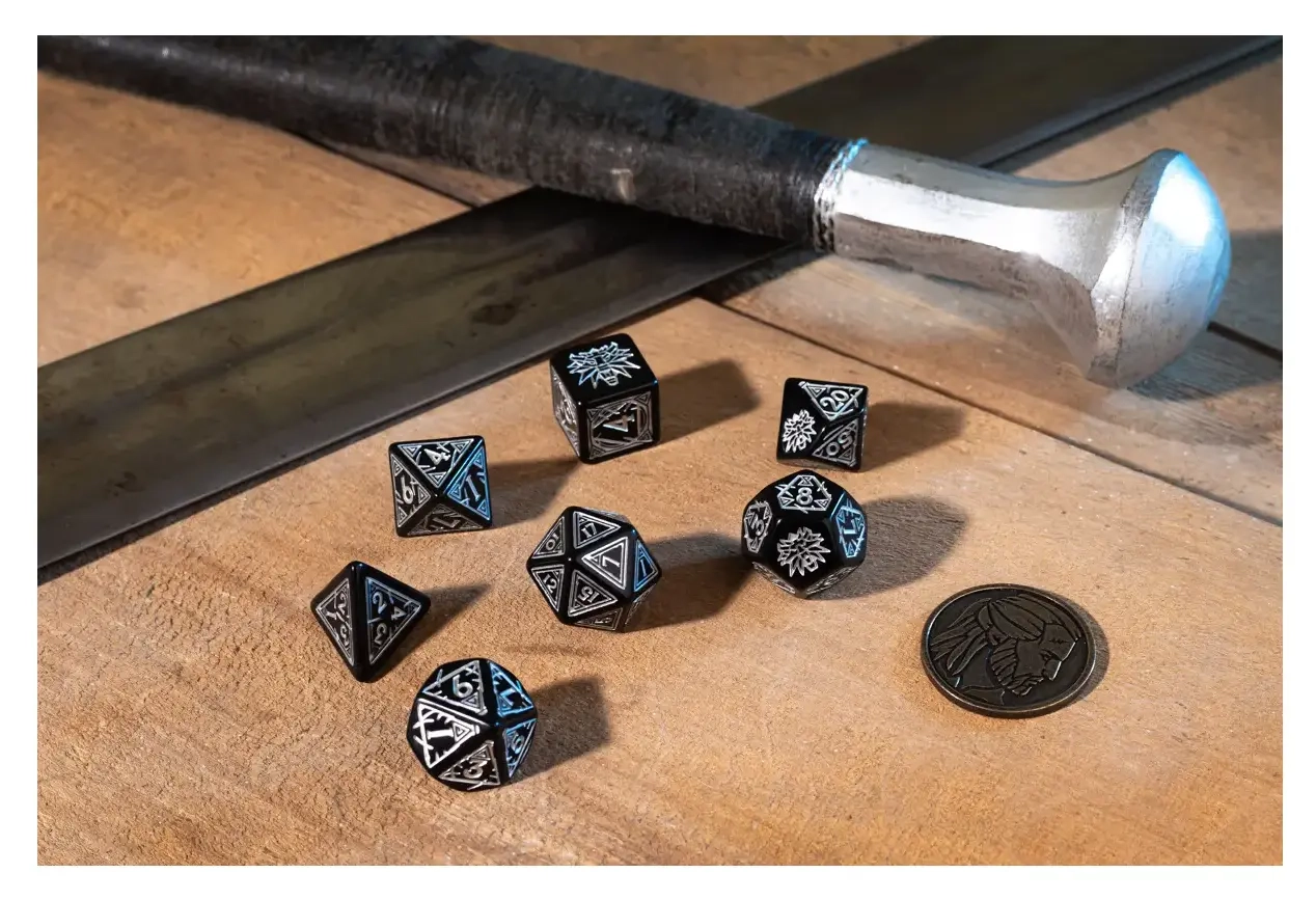 The Witcher Dice Set: Geralt – Silver Sword (7)